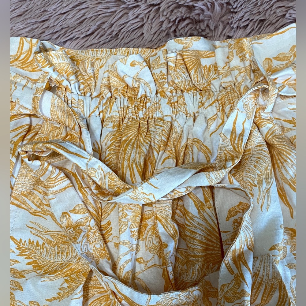 Ophelia Roe Printed Shorts - Picture 6 of 13